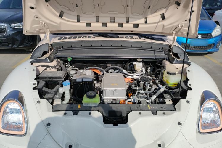 Used ORA Ballet Cat 2023 401 km Luxury Version Engine Bay