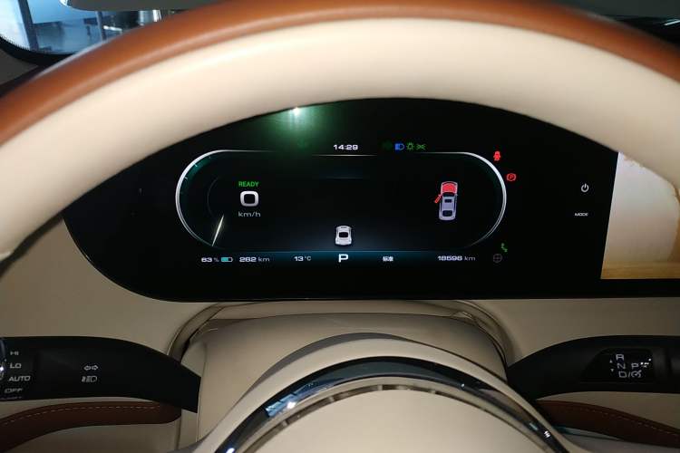 Used ORA Ballet Cat 2023 401 km Luxury Version Instrument Cluster