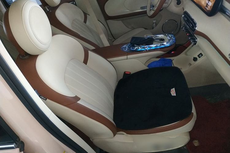 Used ORA Ballet Cat 2023 401 km Luxury Version Right Front Seat