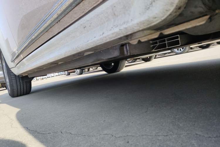 Used ORA Ballet Cat 2023 401 km Luxury Version Right Side Sill