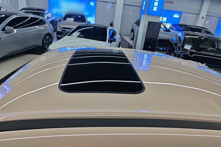 Used ORA Ballet Cat 2023 401 km Luxury Version Roof