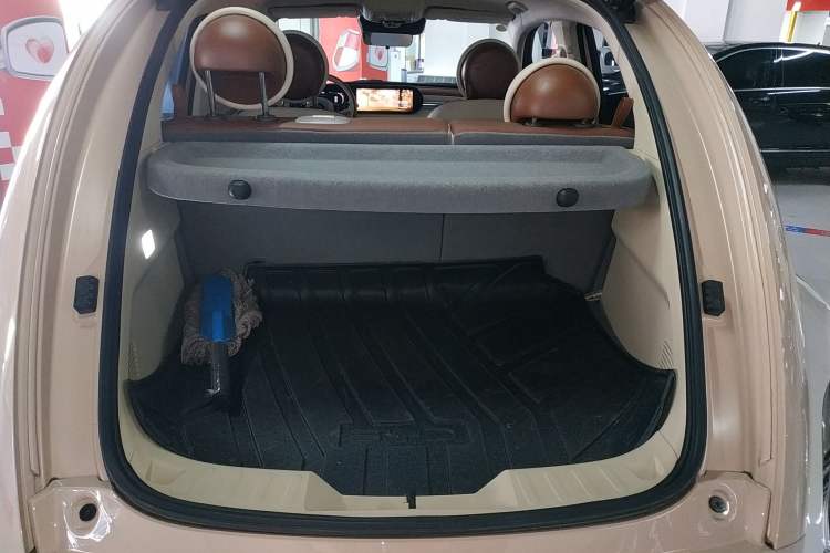 Used ORA Ballet Cat 2023 401 km Luxury Version Trunk