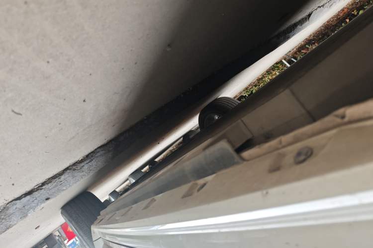 Used ORA Ballet Cat 2023 401 km Luxury Version Right Side Sill