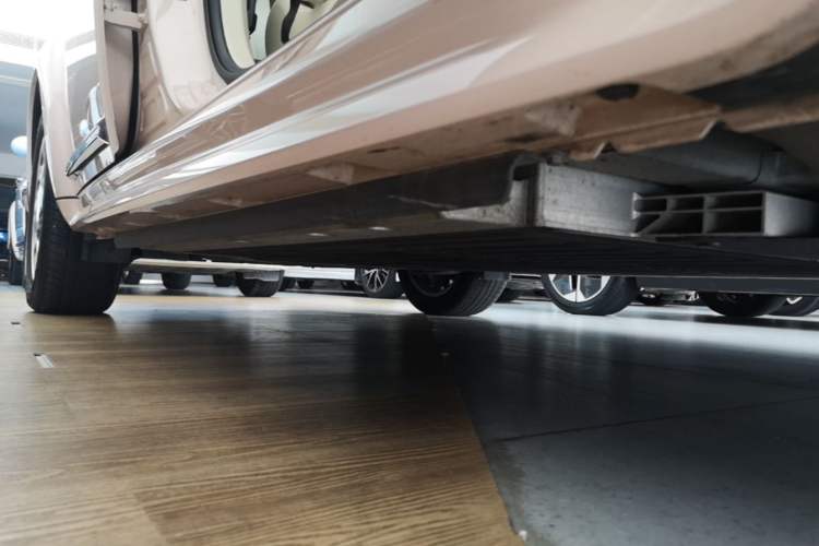 Used ORA Ballet Cat 2023 401 km Luxury Version Right Side Sill
