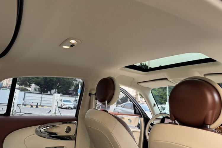 Used ORA Ballet Cat 2023 401 km Luxury Version Interior 6