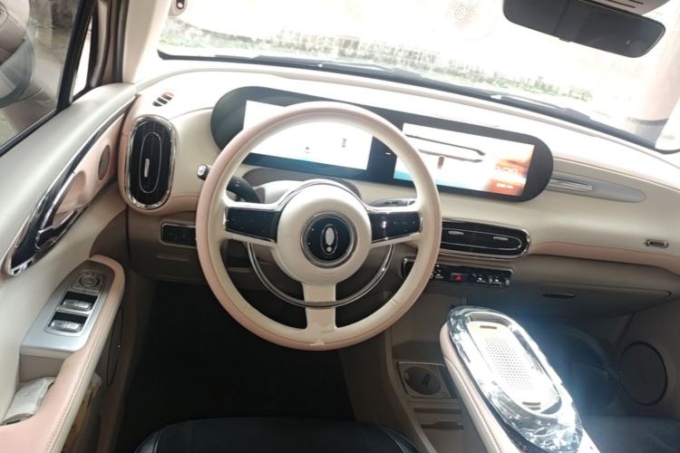 Used ORA Ballet Cat 2023 401 km Luxury Version Steering Wheel