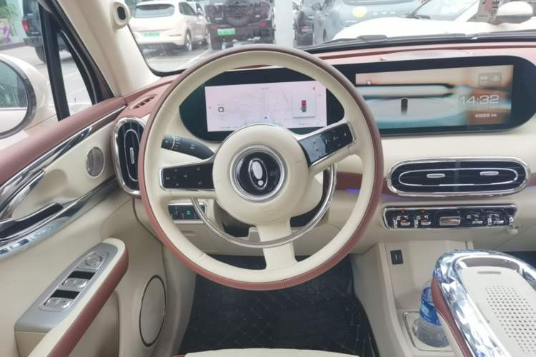 Used ORA Ballet Cat 2023 401 km Luxury Version Steering Wheel