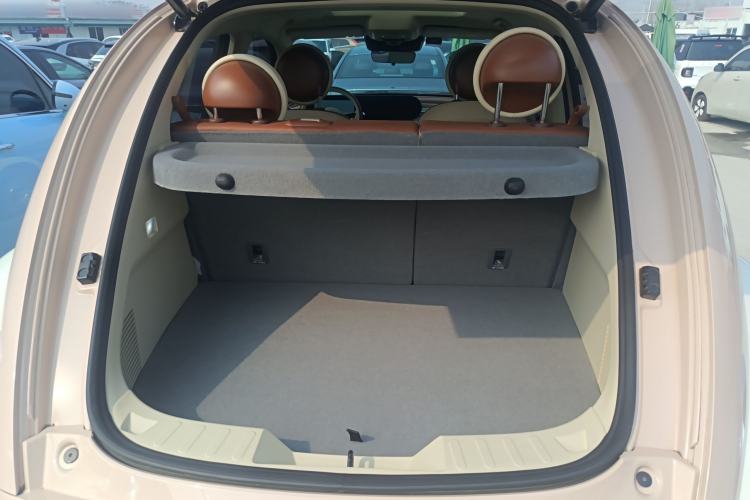 Used ORA Ballet Cat 2023 401 km Luxury Version Trunk