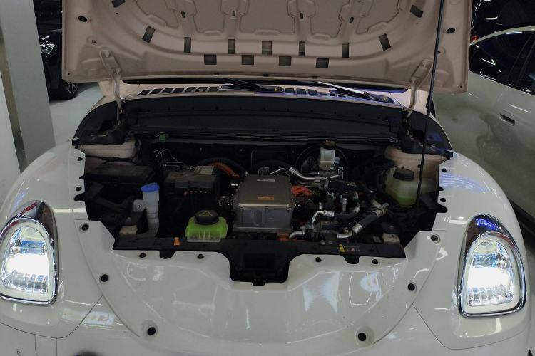 Used ORA Ballet Cat 2023 401 km Luxury Version Engine Bay