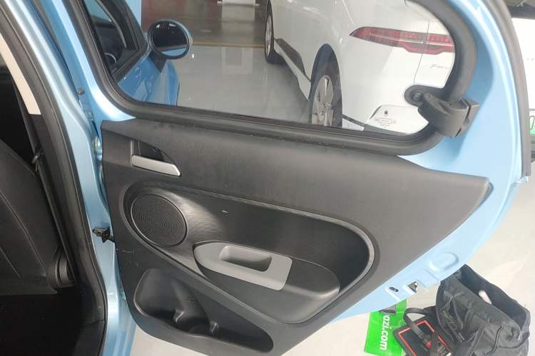 Used ORA Black Cat 2021 351 km Standard Version Interior 6