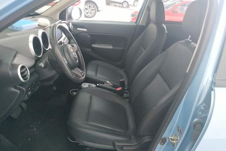 Used ORA Black Cat 2021 351 km Standard Version Left Front Seat
