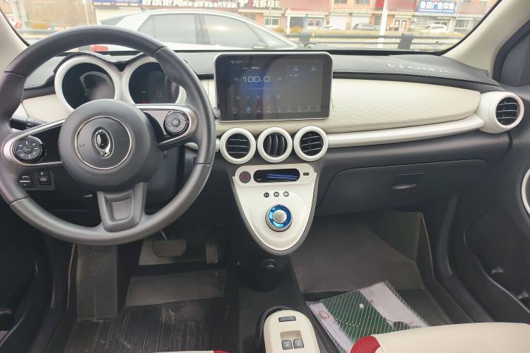 Used ORA Black Cat 2021 351 km Luxury Version Audio And AC Panel