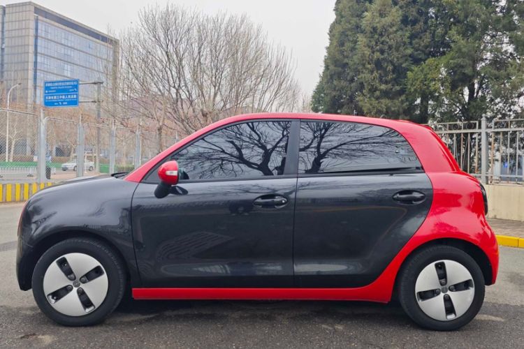 Used ORA Black Cat 2019 301km Standard Edition Exterior 1