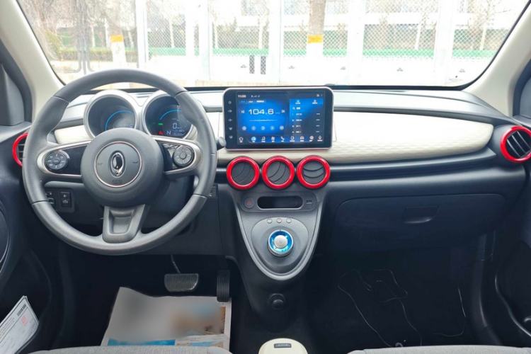 Used ORA Black Cat 2019 301km Standard Edition Interior 1