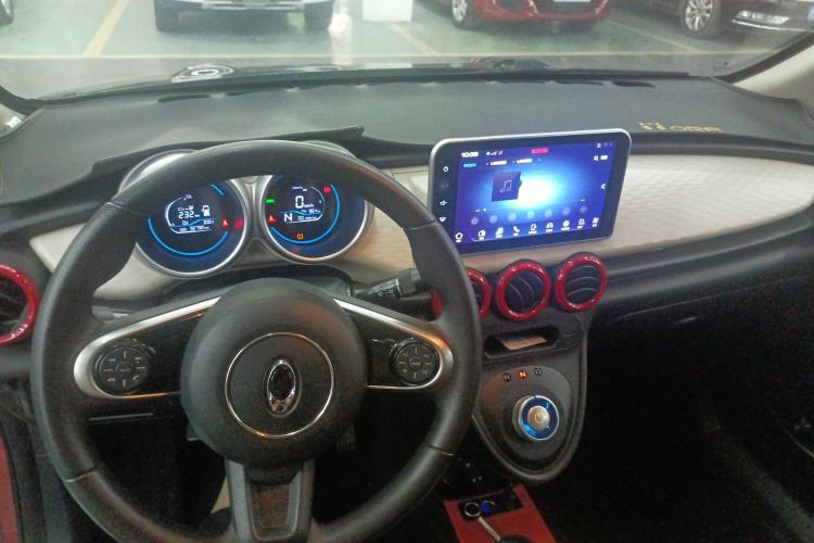 Used ORA Black Cat 2019 301km Standard Edition Interior 2