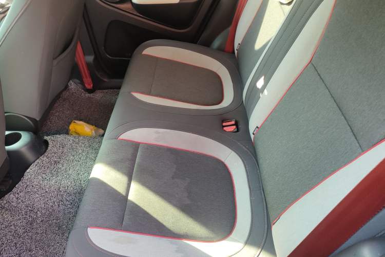 Used ORA Black Cat 2019 301km Standard Edition Interior 4