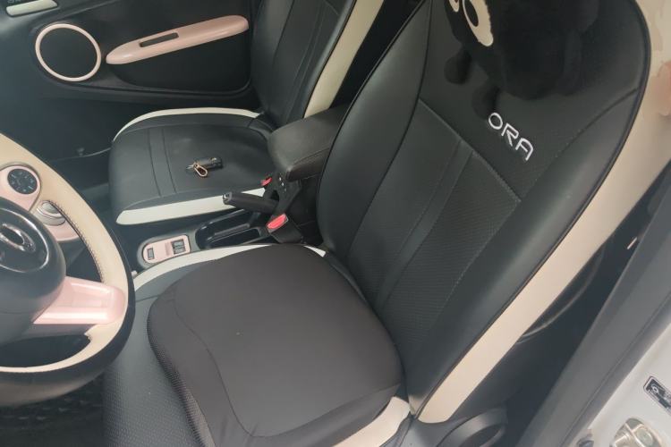 Used ORA Black Cat 2019 351 km Fun Edition Left Front Seat