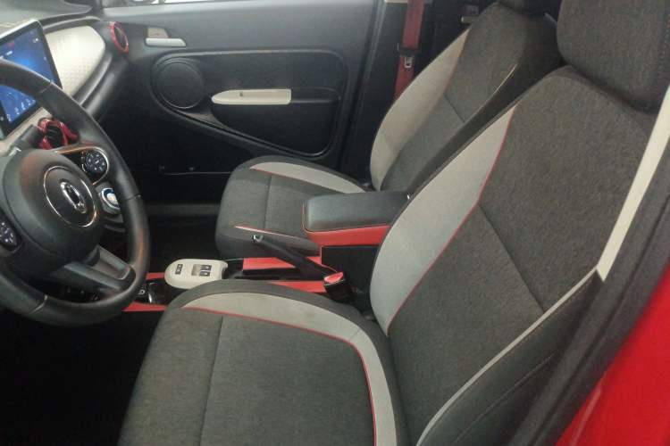 Used ORA Black Cat 2019 301km Standard Edition Left Front Seat