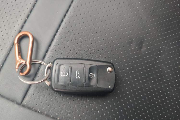 Used ORA Black Cat 2019 351 km Fun Edition Vehicle Key
