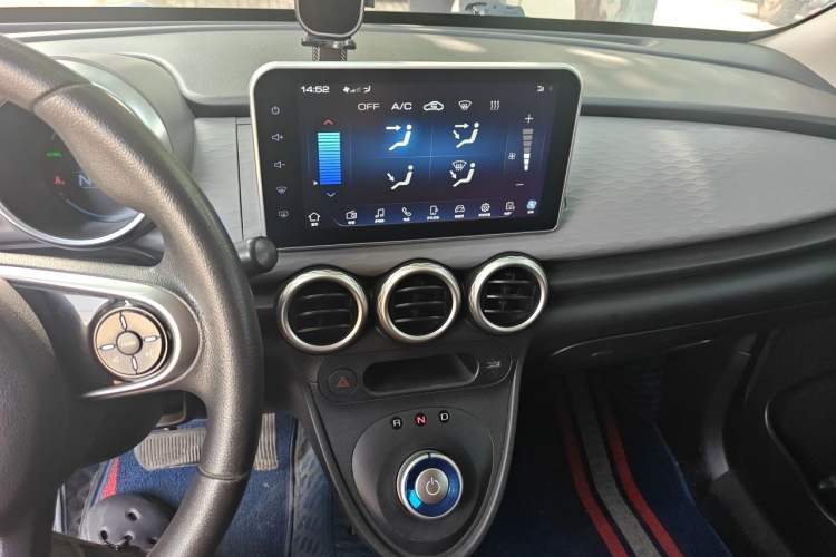 Used ORA Black Cat 2019 351 km Family Edition Audio And AC Panel