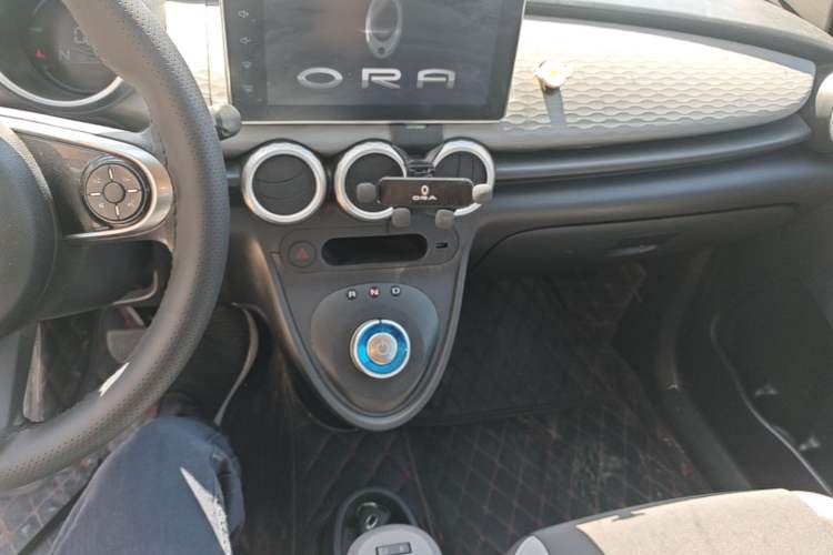 Used ORA Black Cat 2019 351 km Fun Edition Audio And AC Panel