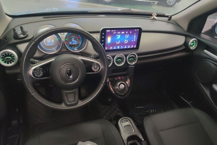 Used ORA Black Cat 2019 351 km Family Edition Center Console