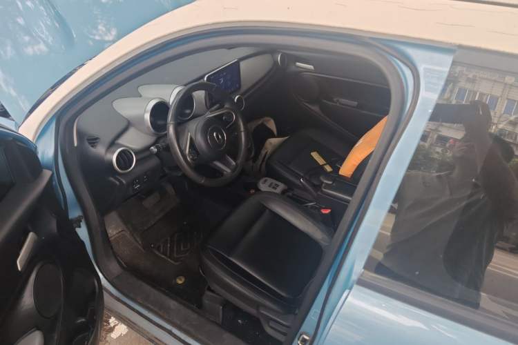 Used ORA Black Cat 2019 351 km Family Edition Driver Seat