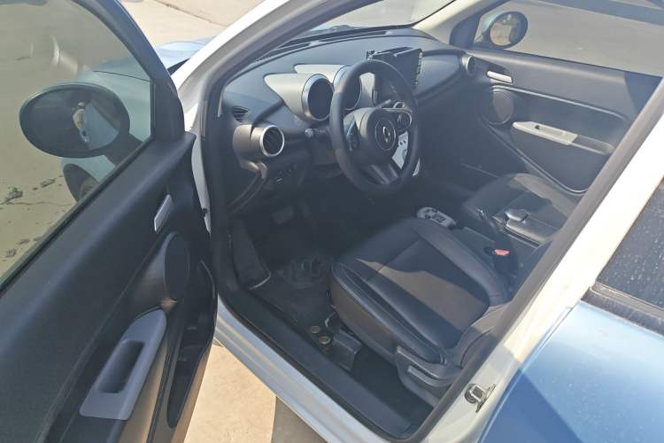 Used ORA Black Cat 2019 351 km Family Edition Driver Seat