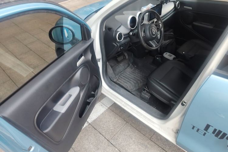 Used ORA Black Cat 2019 351 km Family Edition Driver Seat