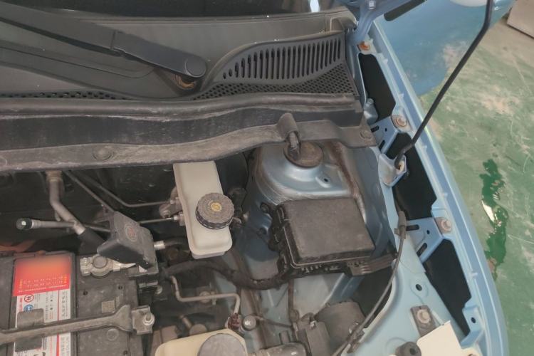 Used ORA Black Cat 2019 351 km Family Edition Engine Bay Left