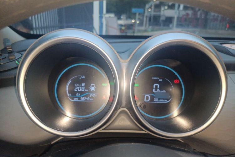 Used ORA Black Cat 2019 351 km Family Edition Instrument Cluster