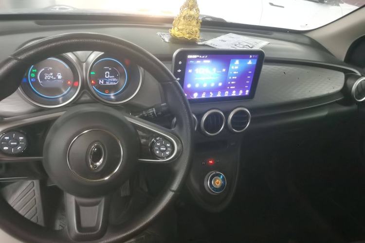 Used ORA Black Cat 2019 301km Standard Edition Interior 2