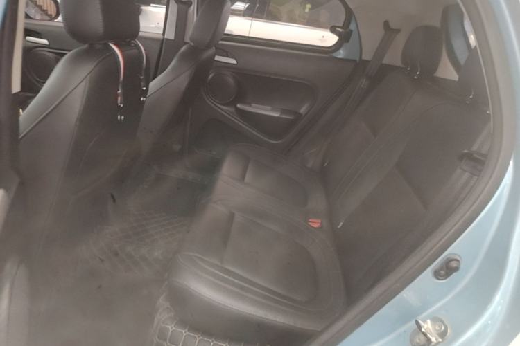 Used ORA Black Cat 2019 351 km Family Edition Left Rear Seat