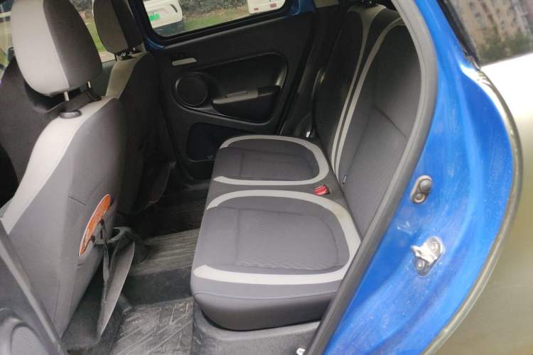 Used ORA Black Cat 2019 351 km Fun Edition Left Rear Seat