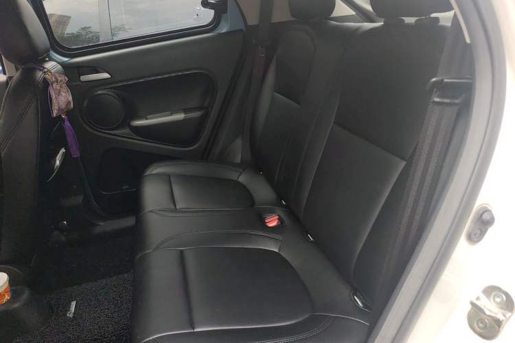 Used ORA Black Cat 2019 351 km Fun Edition Left Rear Seat