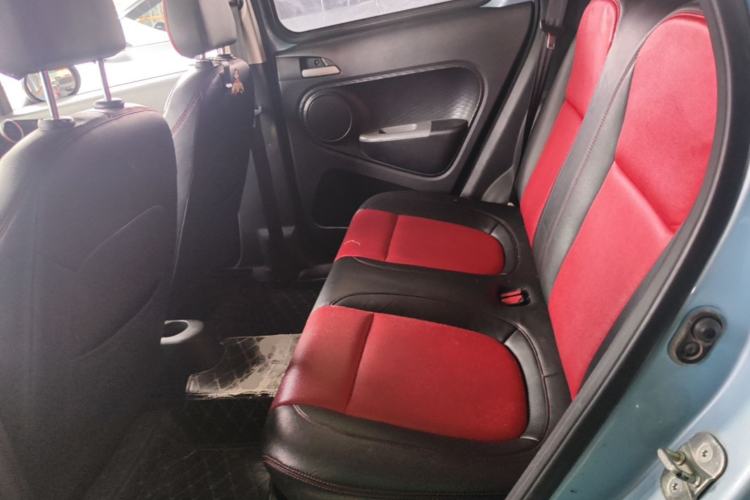 Used ORA Black Cat 2019 351 km Fun Edition Left Rear Seat