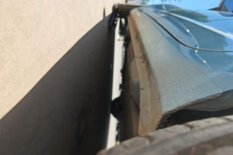 Used ORA Black Cat 2019 351 km Fun Edition Left Side Sill