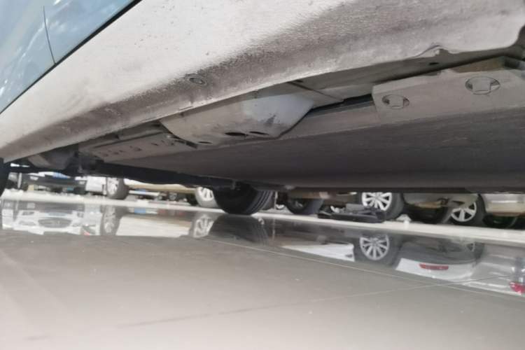 Used ORA Black Cat 2019 351 km Fun Edition Left Side Sill