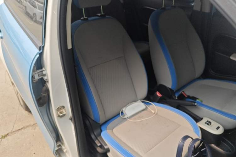Used ORA Black Cat 2019 301km Standard Edition Right Front Seat