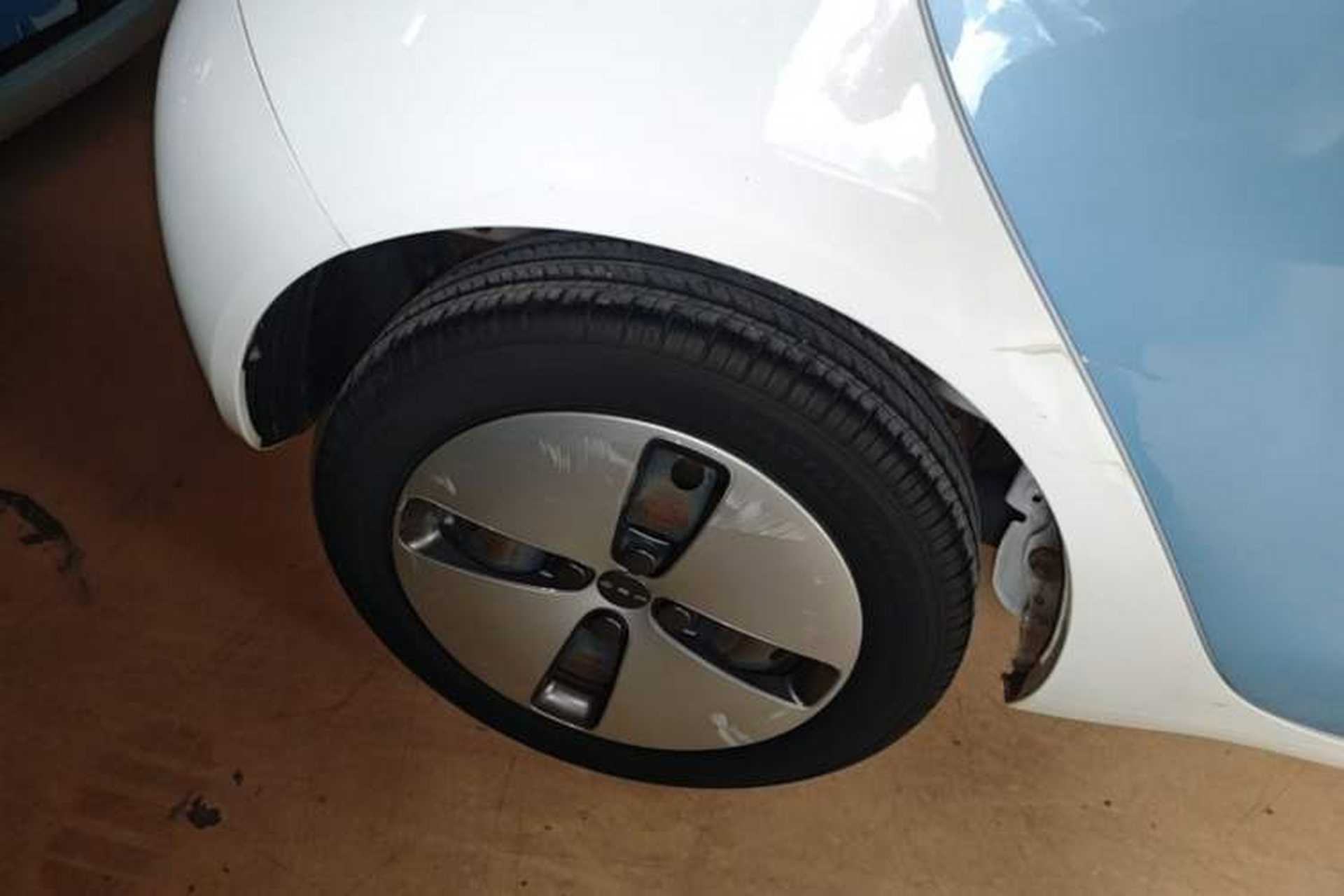 Used ORA Black Cat 2019 310km Fun Edition Right Rear Wheel Hub