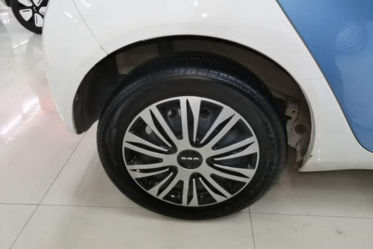 Used ORA Black Cat 2019 351 km Fun Edition Right Rear Wheel Hub