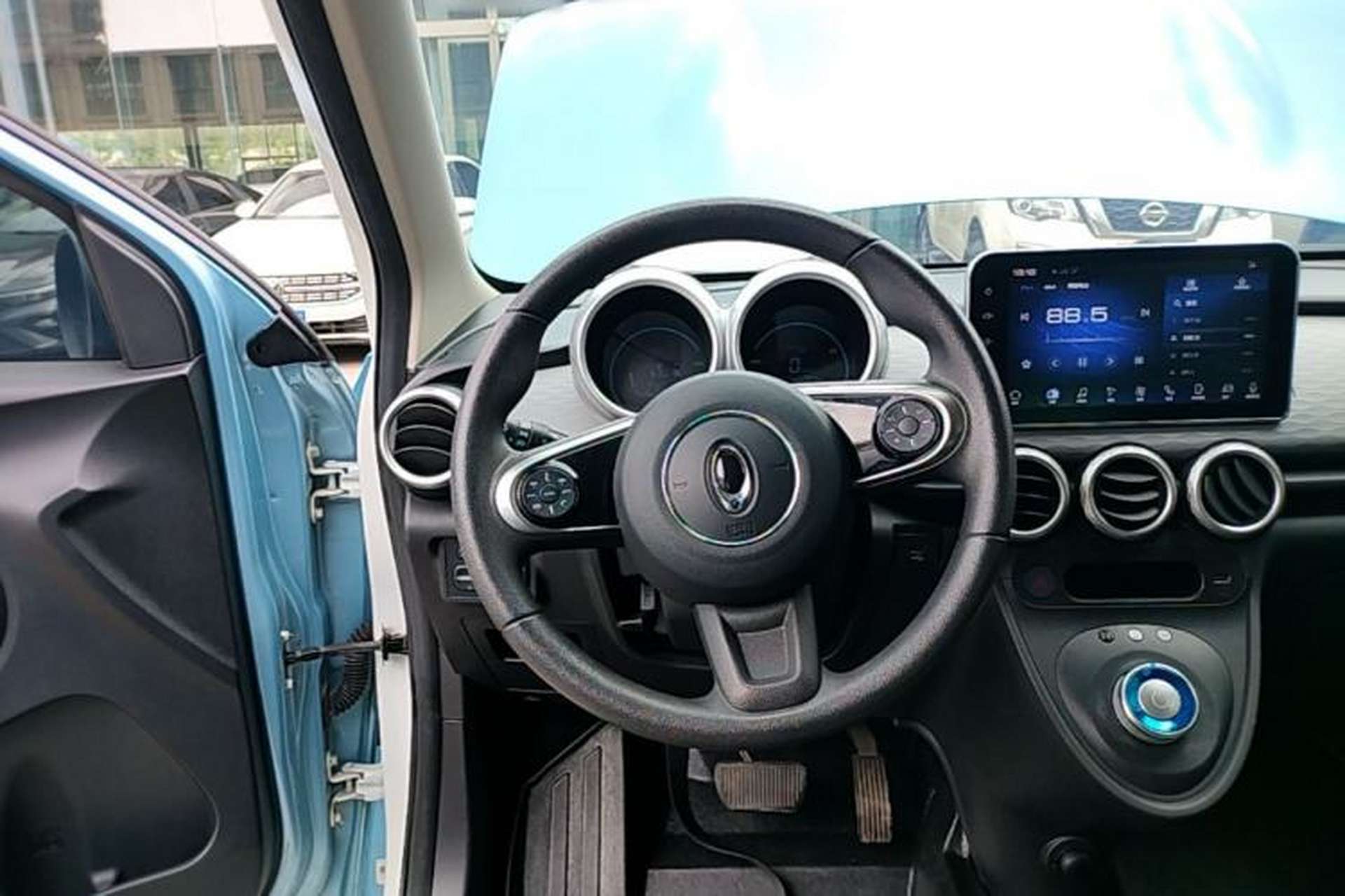 Used ORA Black Cat 2019 351 km Goddess Edition Steering Wheel