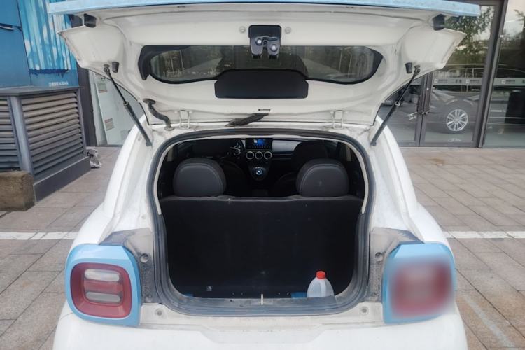 Used ORA Black Cat 2019 351 km Family Edition Trunk