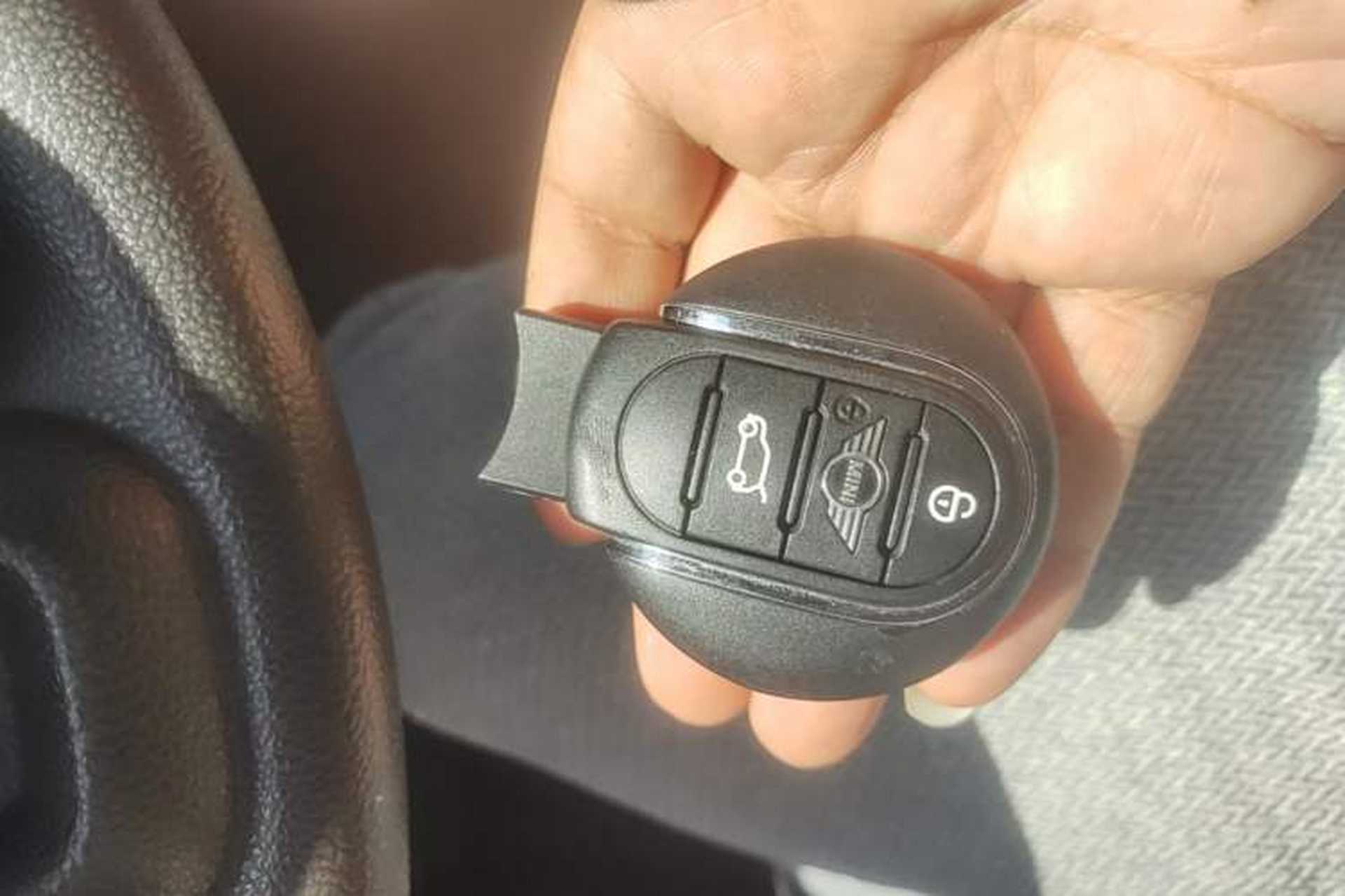 Used ORA Black Cat 2019 310km Fun Edition Vehicle Key