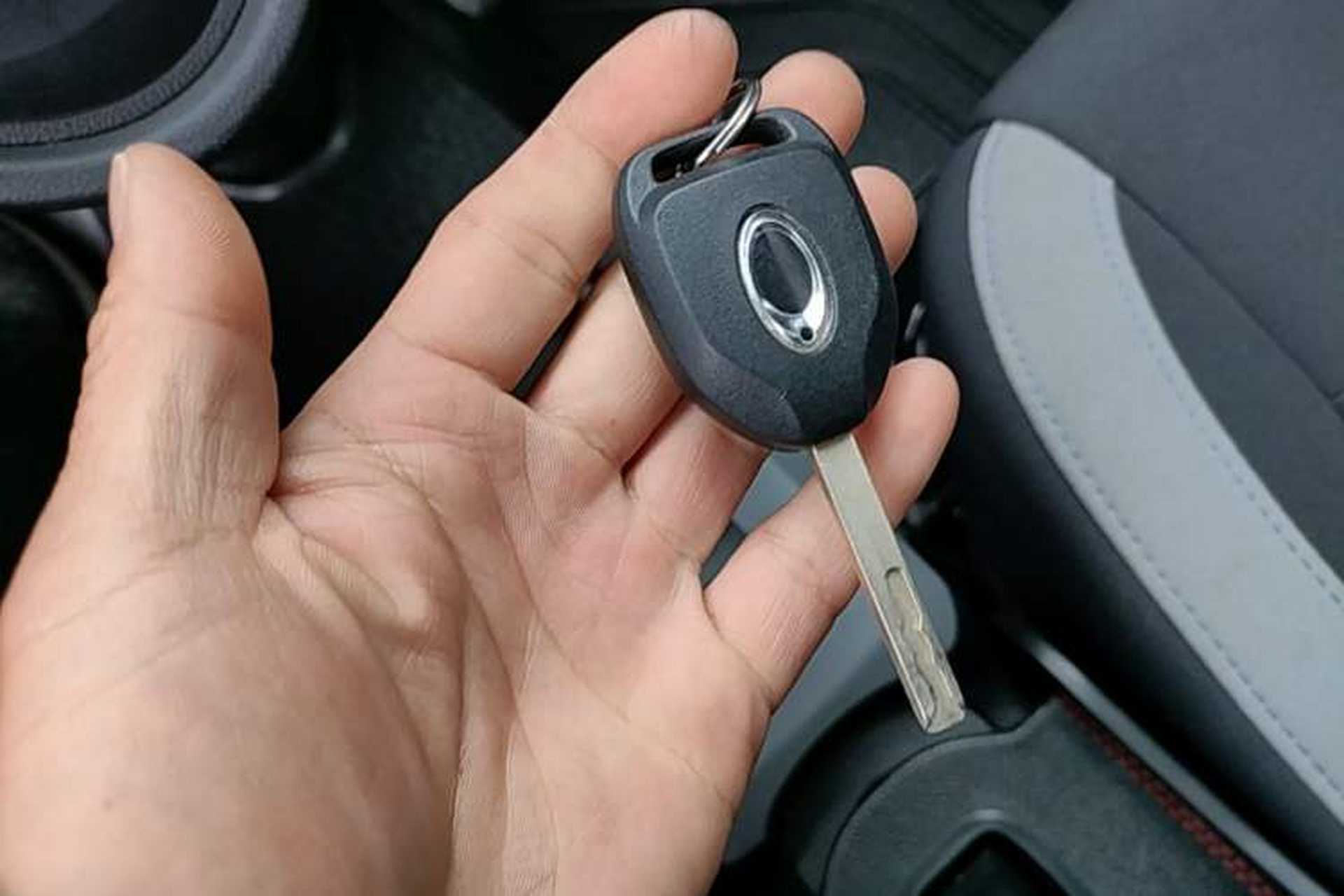 Used ORA Black Cat 2019 351 km Goddess Edition Vehicle Key