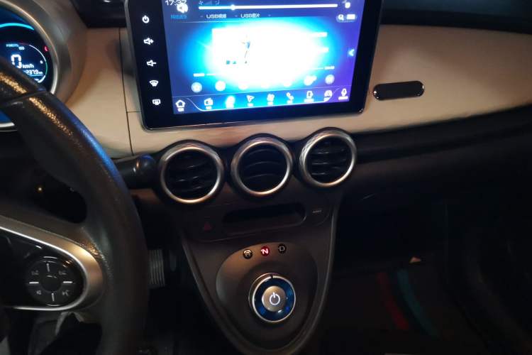 Used ORA Black Cat 2019 351 km Lingzhi Edition Audio And AC Panel