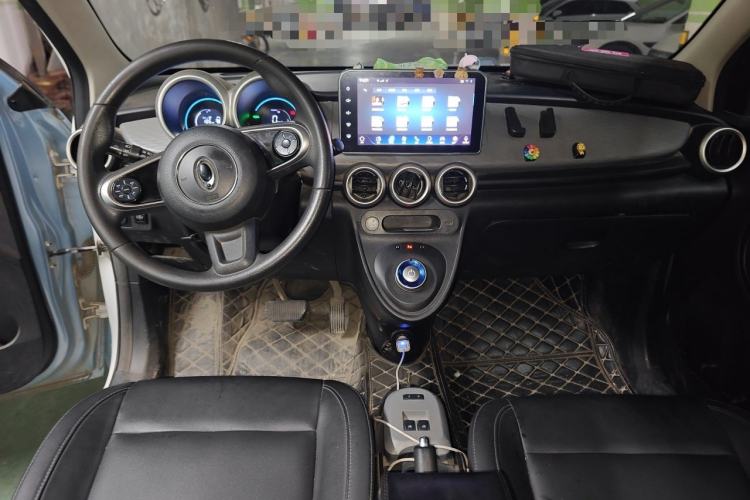 Used ORA Black Cat 2019 351 km Family Edition Center Console