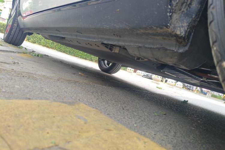 Used ORA Black Cat 2019 351 km Family Edition Chassis Front Right