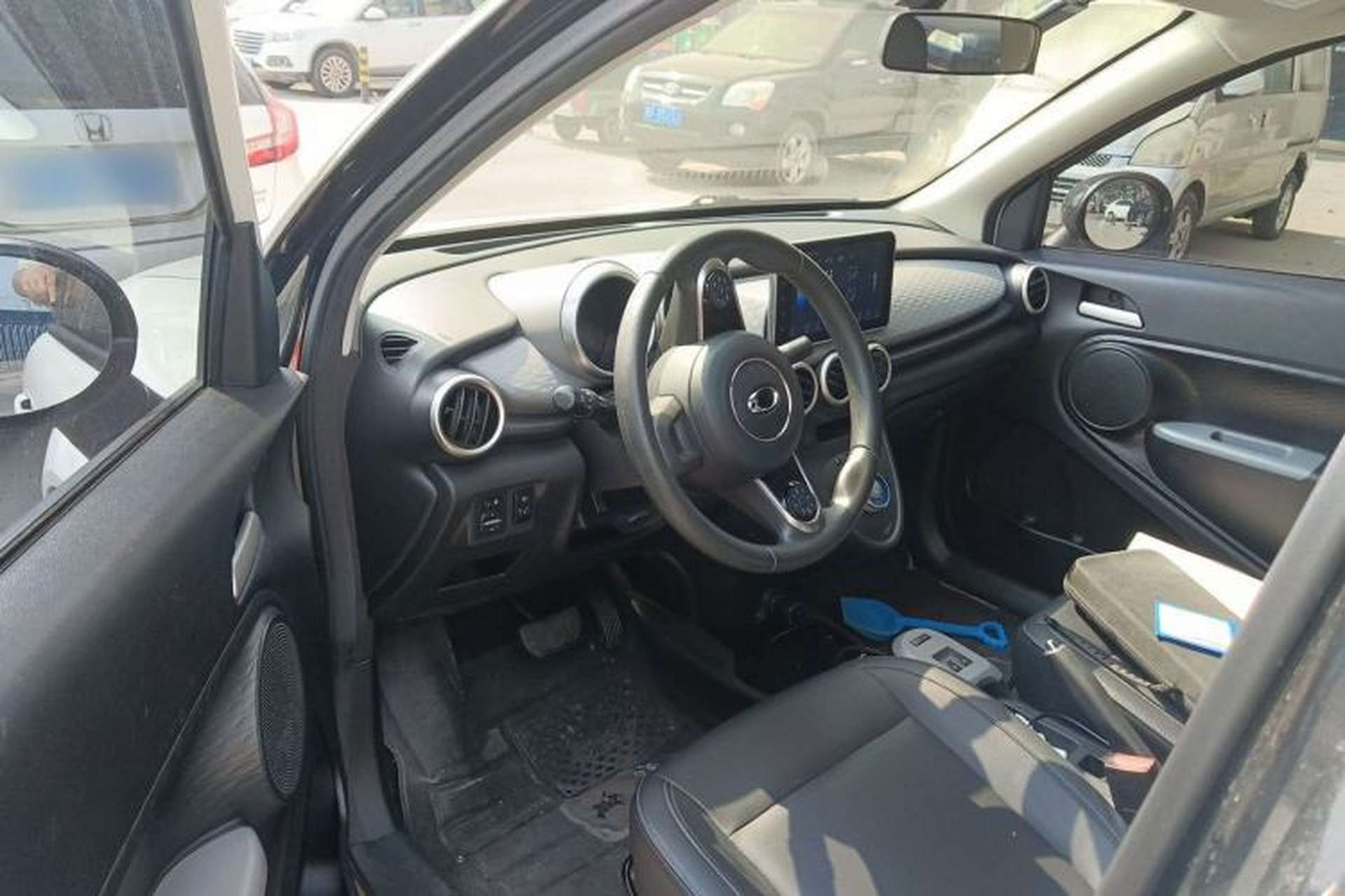 Used ORA Black Cat 2019 351 km Family Edition Driver Seat