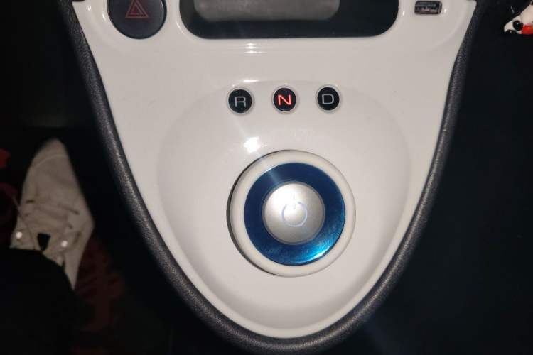 Used ORA Black Cat 2019 351 km Family Edition Gear Lever